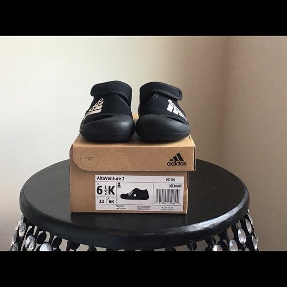 adidas closed toe sandals